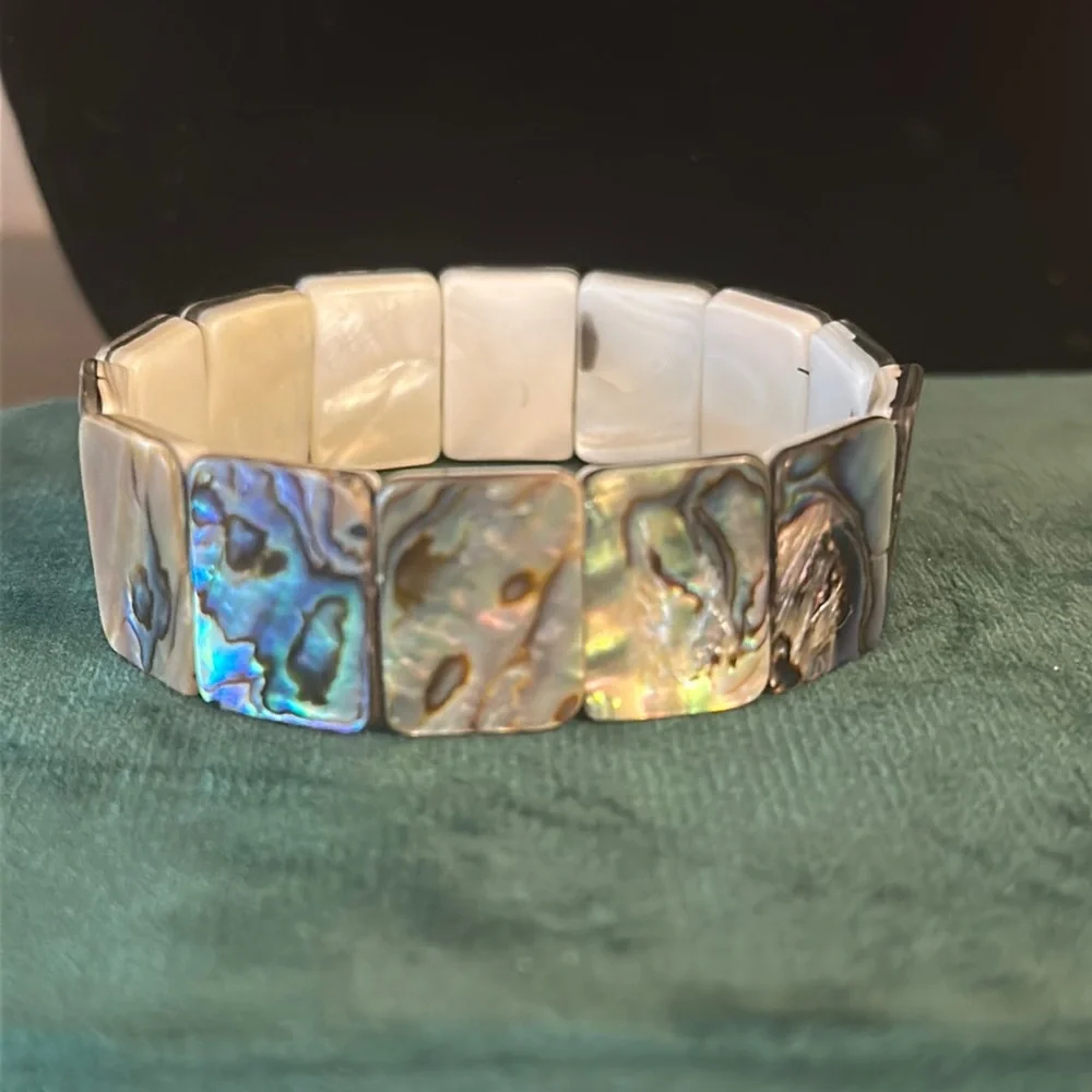 Stretchy Abalone Bracelet - Picture 1 of 2